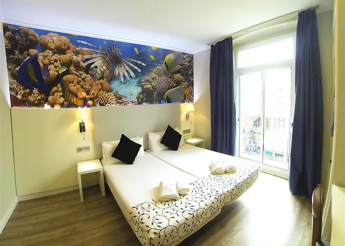 Standbyme Ramblas 招待所