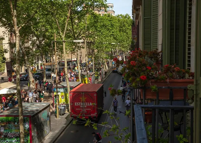 Standbyme Ramblas 招待所